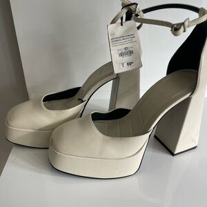 Zara Cream Platform Shoes with Chunky Heel